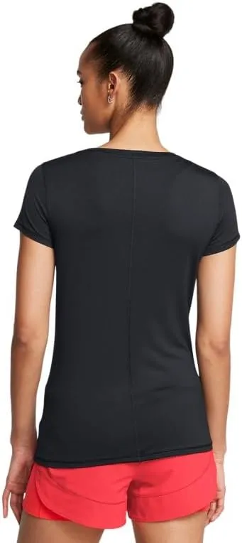 Under Armour Women's HeatGear Armour Short-Sleeve T-Shirt.