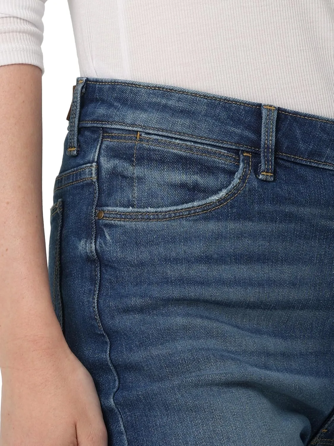 Wrangler Women's High-Rise Loose Fit Jean
